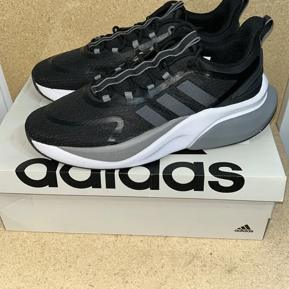 **Adidas Alphabounce  Bounce Sneakers (94)