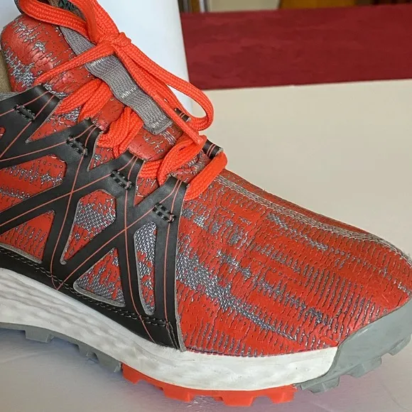 Adidas Vigor Bounce Orange Gray Running Shoes Sneakers Boys Girls Size 3 1/2