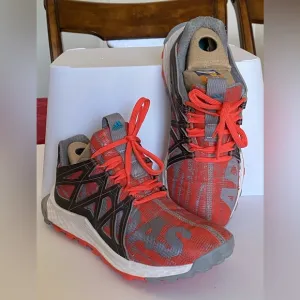 Adidas Vigor Bounce Orange Gray Running Shoes Sneakers Boys Girls Size 3 1/2