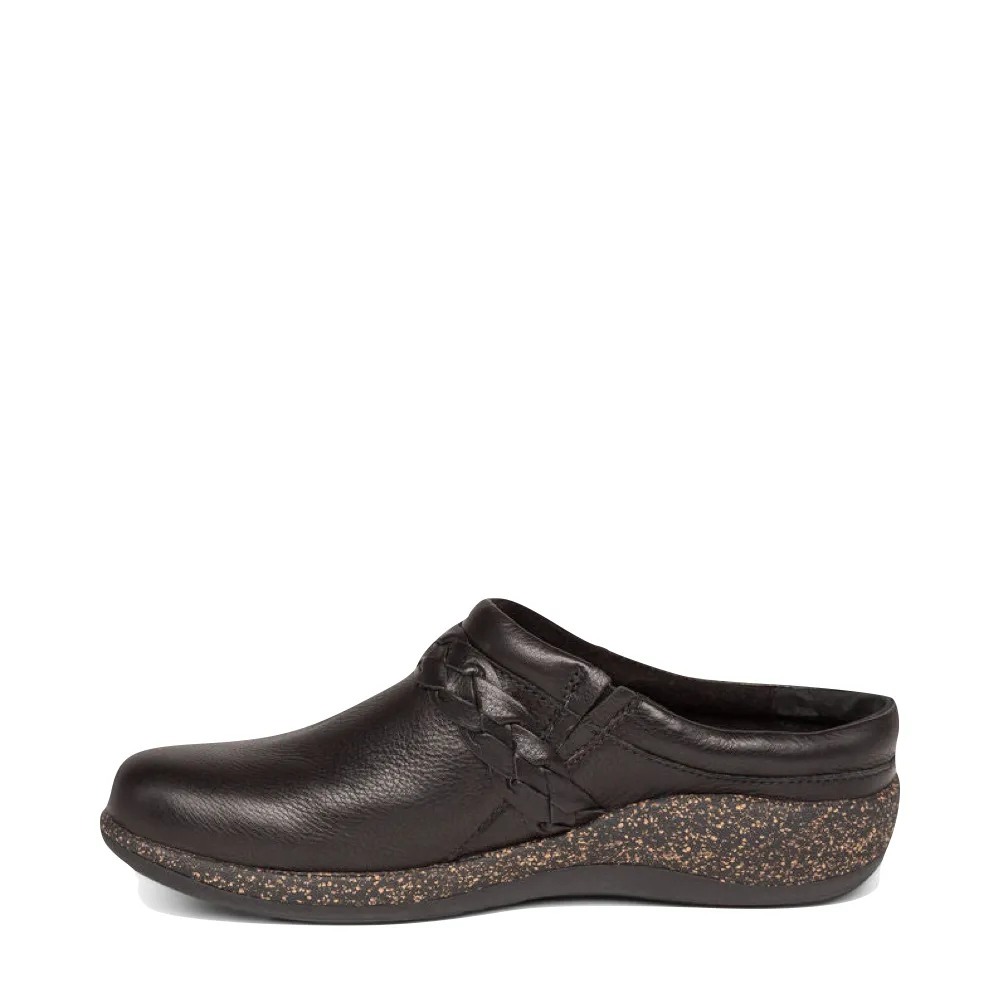Aetrex Women's Libby Leather Clog in Black