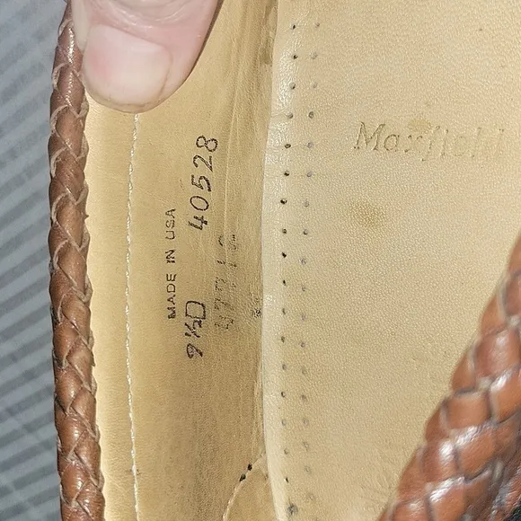 ALLEN EDMUNDS Designer Maxfield Tassel Leather Loafers 7.5 Business Casual Work