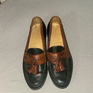 ALLEN EDMUNDS Designer Maxfield Tassel Leather Loafers 7.5 Business Casual Work