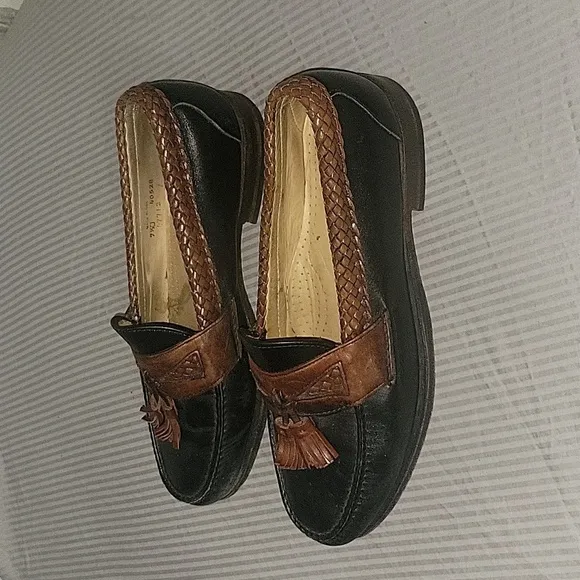 ALLEN EDMUNDS Designer Maxfield Tassel Leather Loafers 7.5 Business Casual Work