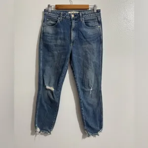 AMO Women’s High Rise Stix Crop Jeans – Size 29, Medium Wash, Distressed