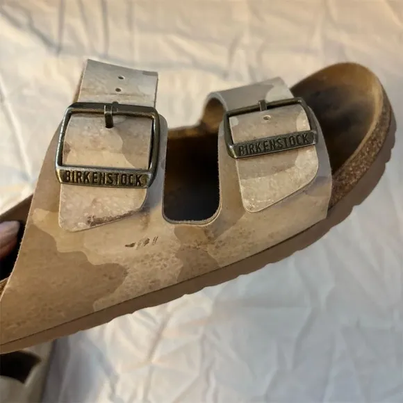 Birkenstock Arizona Unisex Sandals Beige Camouflage Size 8 Casual
