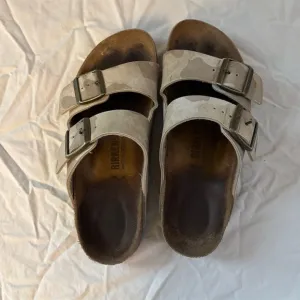 Birkenstock Arizona Unisex Sandals Beige Camouflage Size 8 Casual
