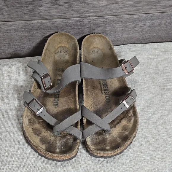 Birkenstock Gray Strappy Sandals size 39 L8 M6