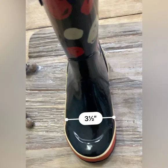 Bogs Classic Kids Unisex Size 3 Black W/ Red/Yellow Scribble Dot‎ Rainboots