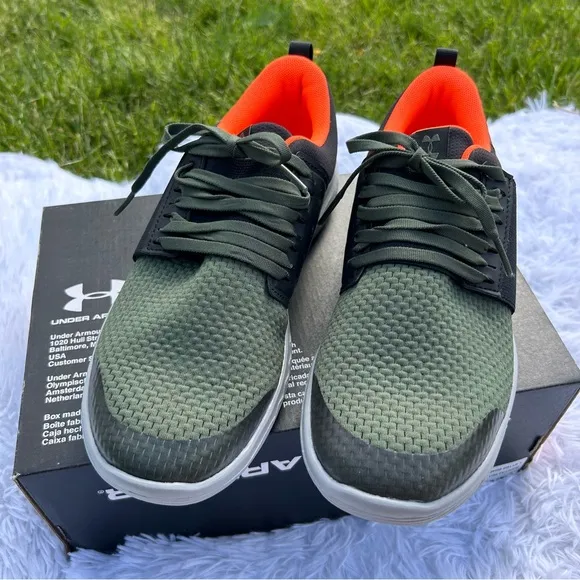 Boys' Grade School Under Armour Charged 24/7 2.0 X NM Sneakers Green Size 6.5