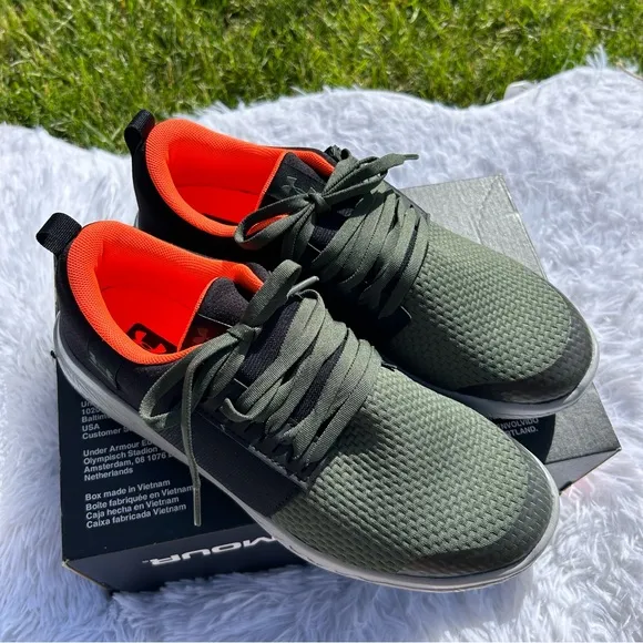 Boys' Grade School Under Armour Charged 24/7 2.0 X NM Sneakers Green Size 6.5