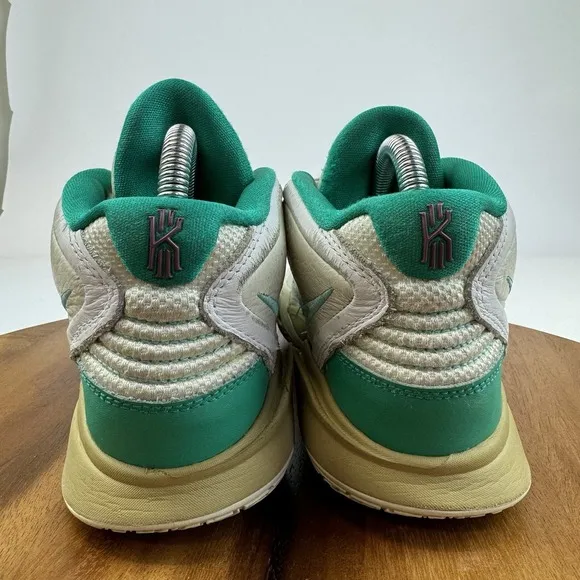 Boys Nike Sue Bird x Kyrie Infinity Sea Glass Dynamic Turq Sneakers Shoes Size 6
