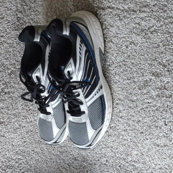 Champion Gray Low Top Running Sneakers Men's 15