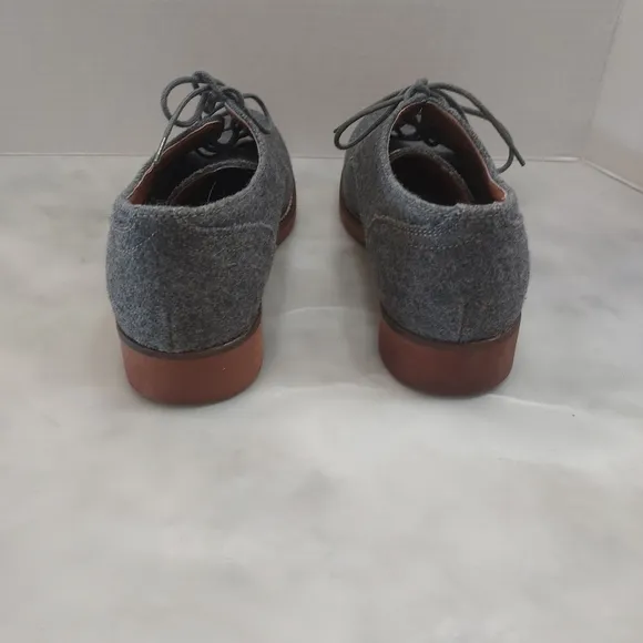G.H. Bass - Gray Emmie Lace Up Spring Casual Loafers. Size 7.5