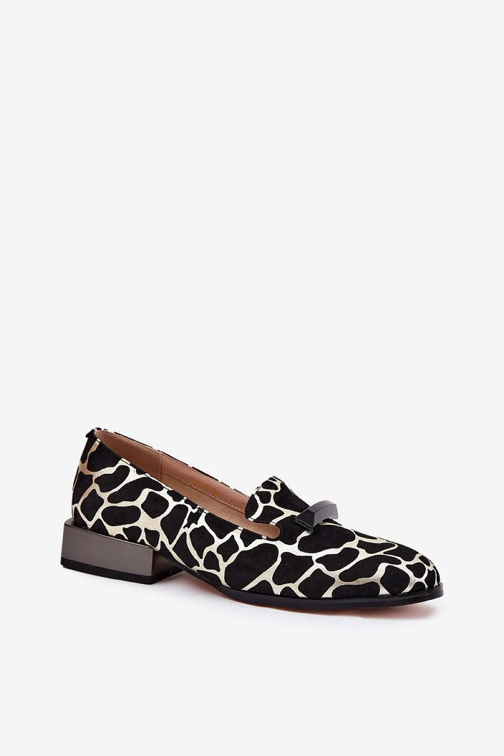 Heeled low shoes