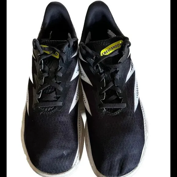 Hoka One One Crescendo MD‎ Black White Women’s Size 9 Men’s 7.5