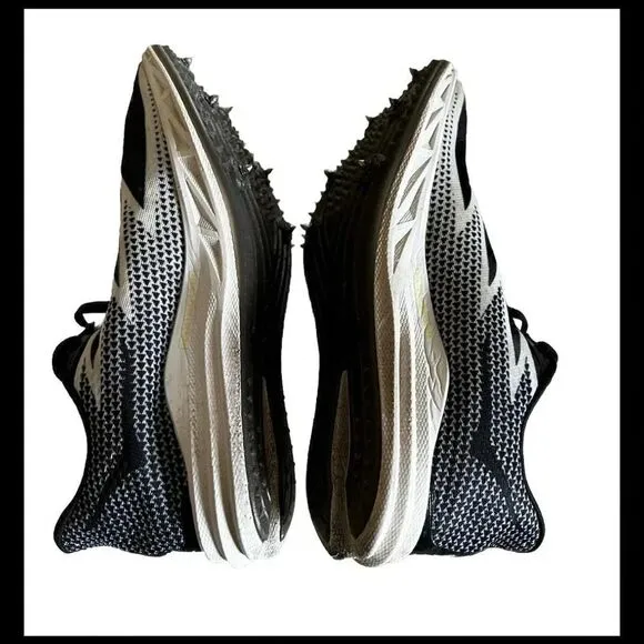 Hoka One One Crescendo MD‎ Black White Women’s Size 9 Men’s 7.5