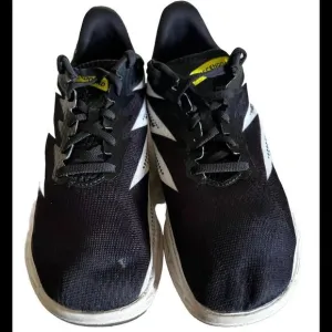 Hoka One One Crescendo MD‎ Black White Women’s Size 9 Men’s 7.5