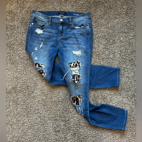 Judy Blue Leopard Patch Skinny Jeans
