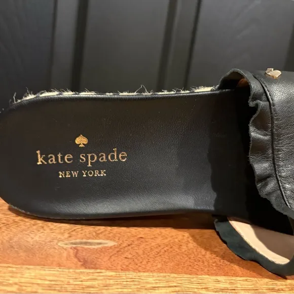 Kate Spade Zahara black ruffle rafia slides Sandals 7.5