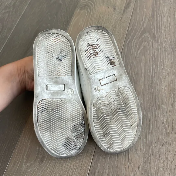 Kids Moschino Sneakers