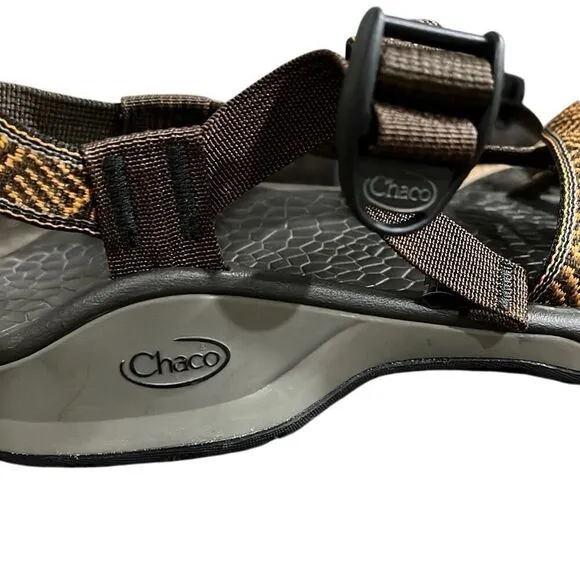 Like-NEW Men’s Chaco Sandals