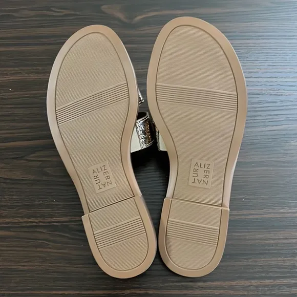 Naturalizer Fame Slide Sandals