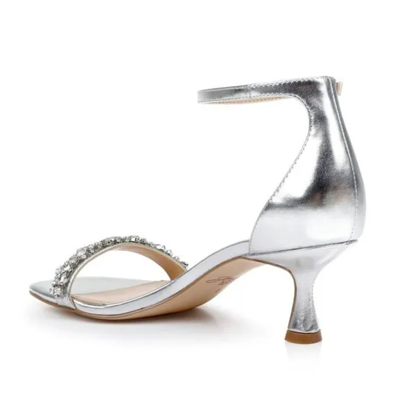 New Badgley Mischka Angel Silver Metallic Rhinestone Embellished Kitten Heels