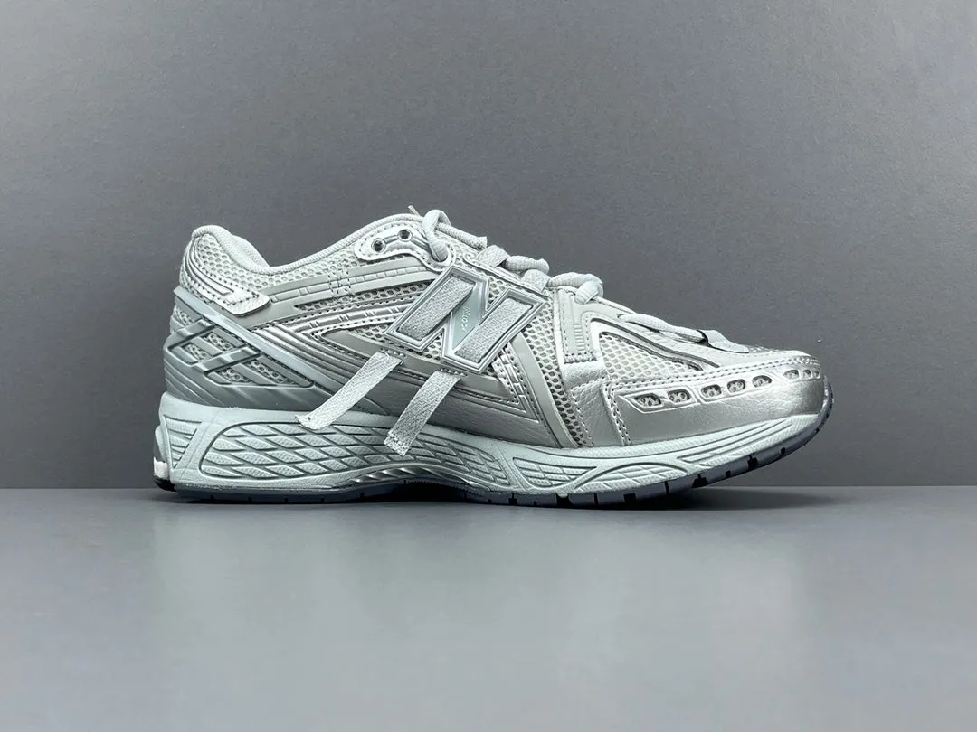 NEW BALANCE 1906A x CONCRETE SILVER