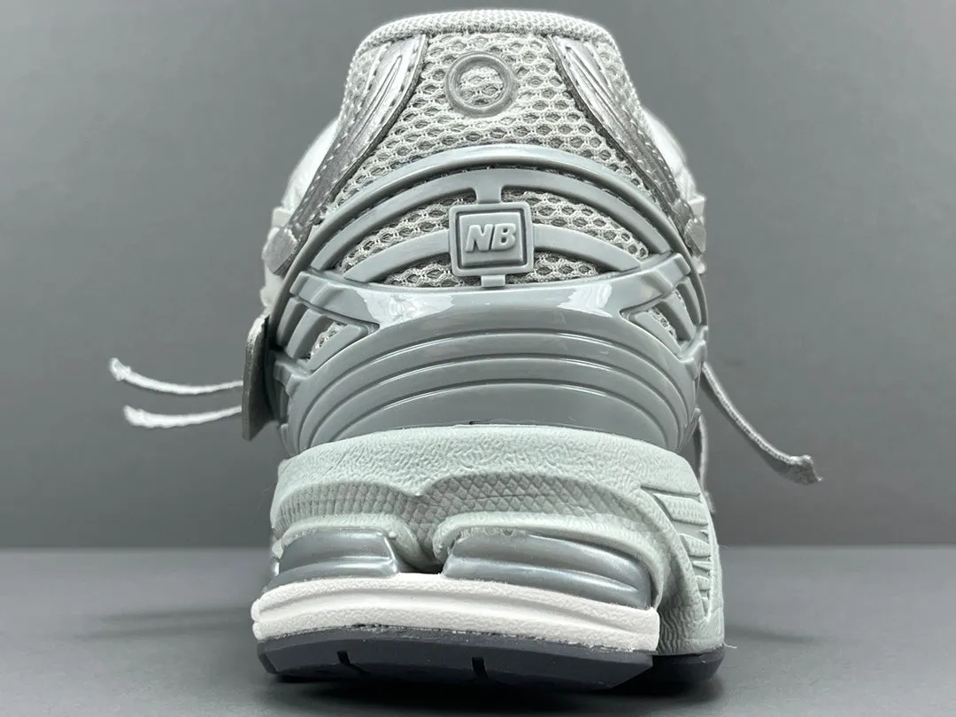 NEW BALANCE 1906A x CONCRETE SILVER