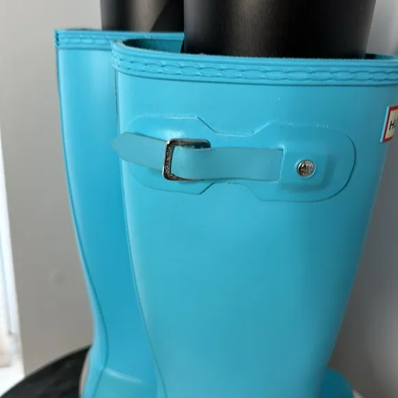 ✨NEW✨Limited Edition Hunter Boots in Sky Blue Matte