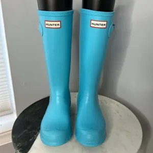 ✨NEW✨Limited Edition Hunter Boots in Sky Blue Matte