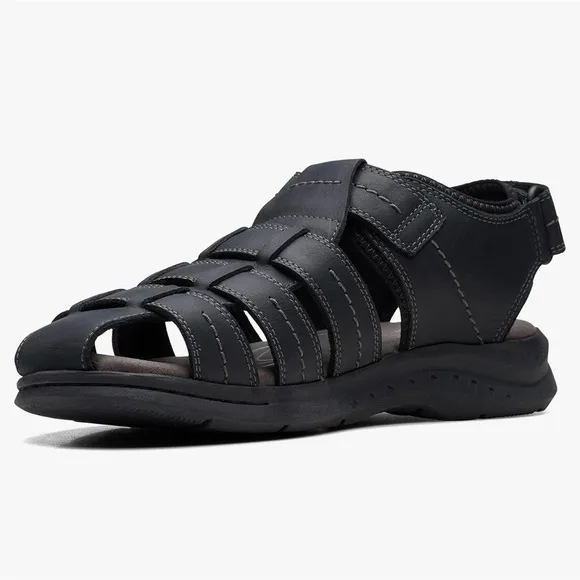 NIB Clark’s men’s close toed sandals wide width