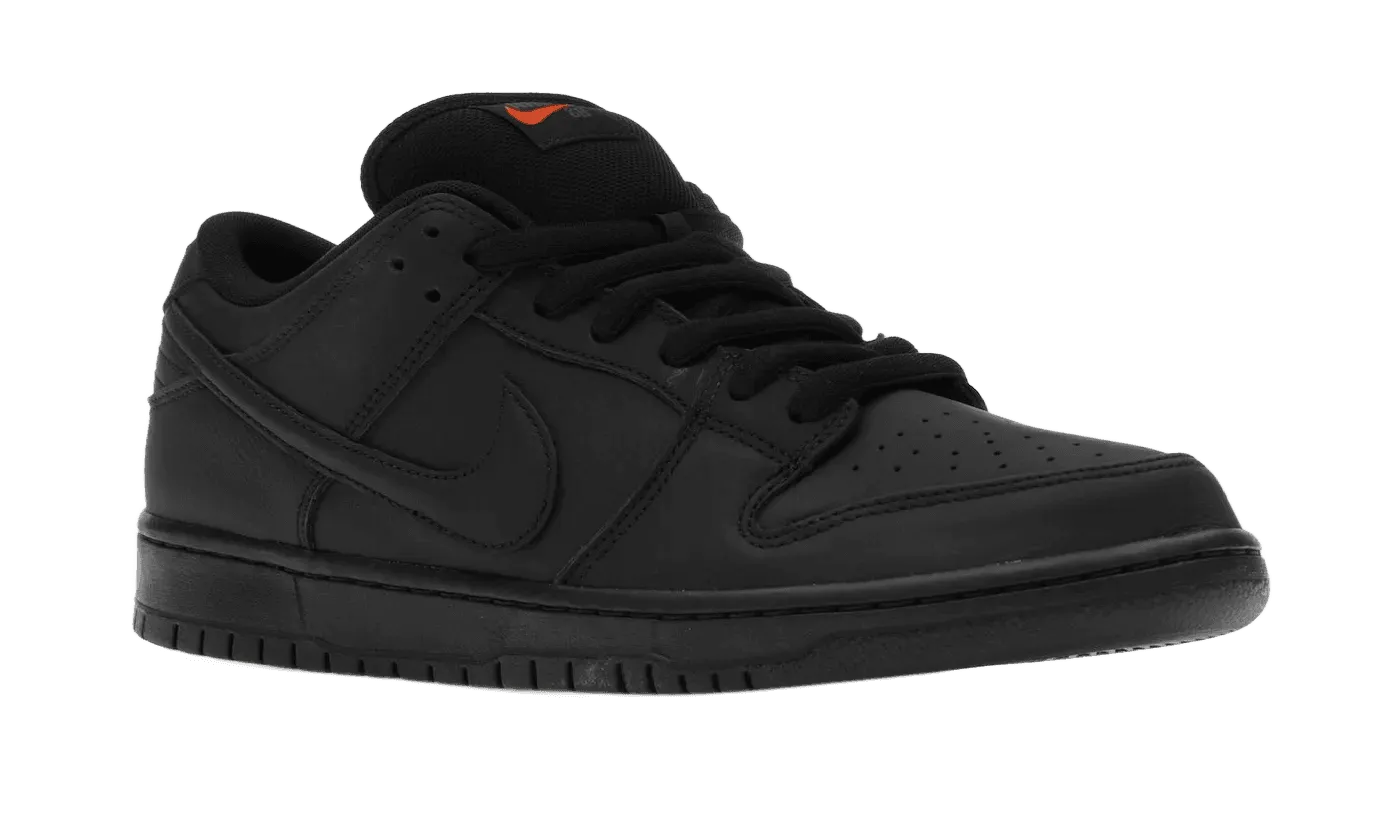 Nike SB Dunk Low Pro Triple Black