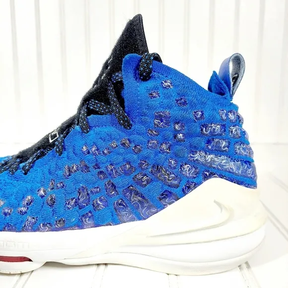 Nike Uninterrupted x LeBron More Than An Athlete Shoe Blue Sneakers A469