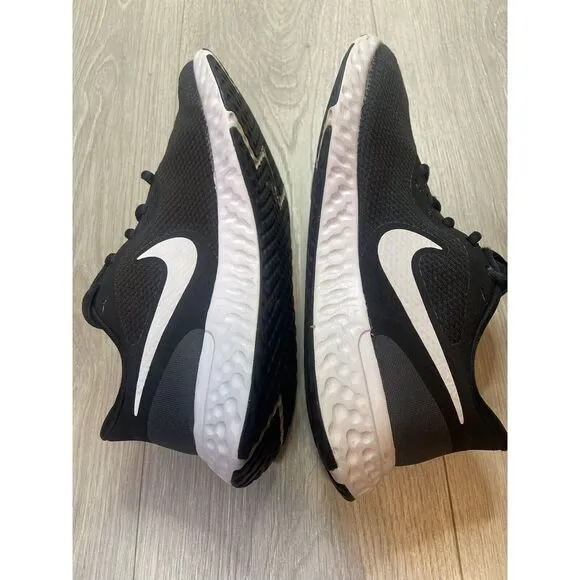 Nike Womens Revolution‎ 5 BQ3207-002 Black Running Shoes Sneakers Size 9