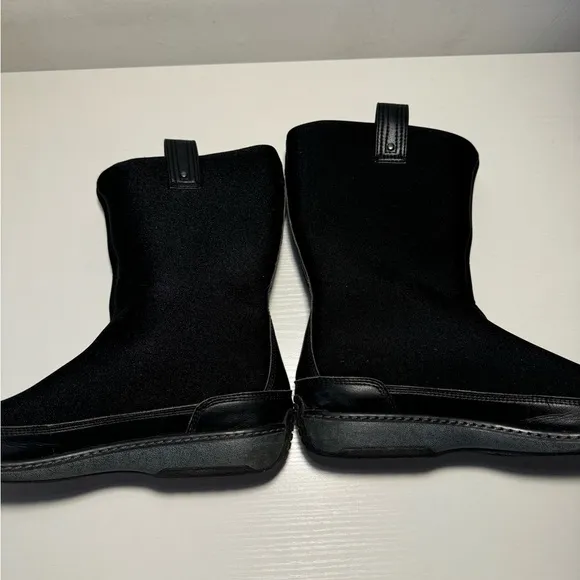 NWOT AETREX Women's  Black Neoprene Waterproof Mid Calf Boots size 10 Outdoor