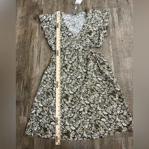 NWT Rails Nyla Vine Dress In Olive