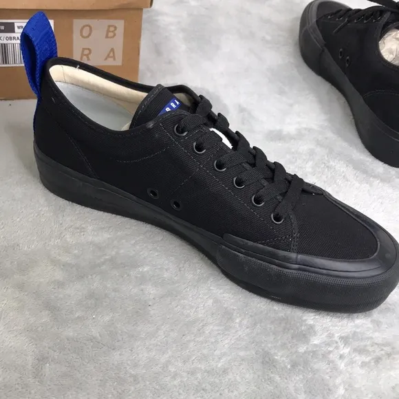 Obra Men's Black Lace up Low Top Sneakers Size 9 New in Box