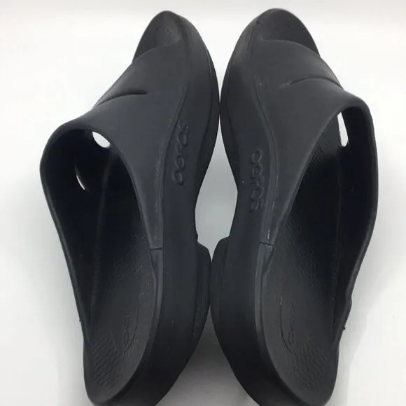 Oofos Ooahh Black Slides Sandals Unisex EU 42 M9 W11 Recovery Therapy slides
