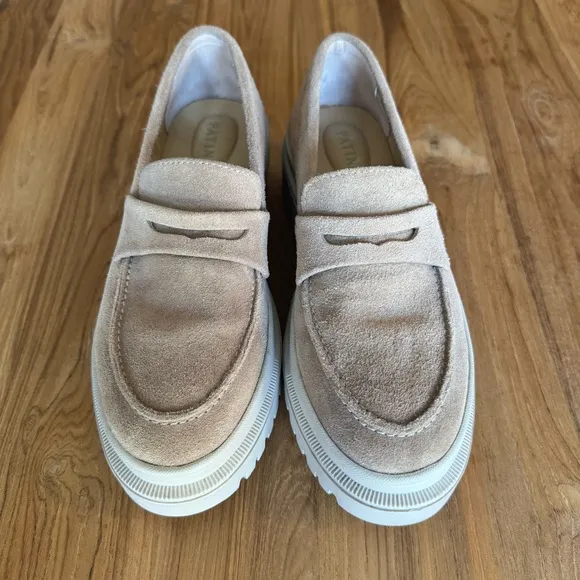 Patina Platform Loafers Zoe Women’s 10 Tan Suede Loafers