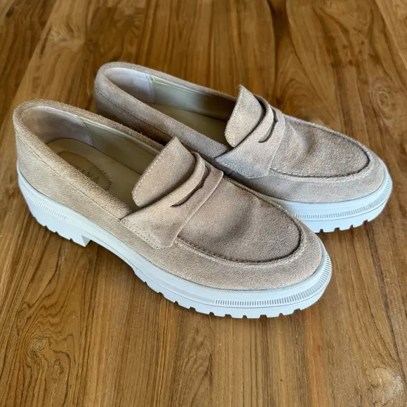 Patina Platform Loafers Zoe Women’s 10 Tan Suede Loafers