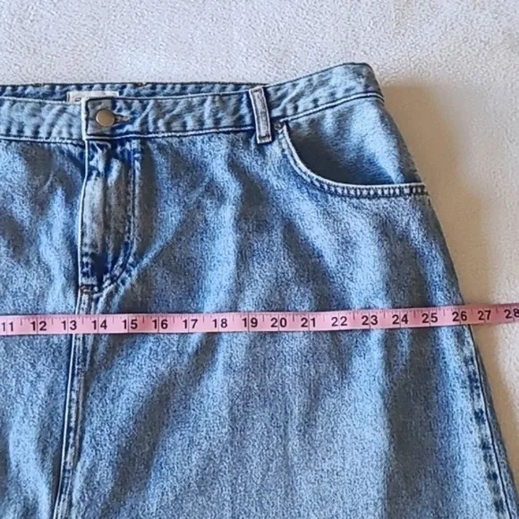 Pilcro Skirt. Madi Denim.Size 22W. Midi Raw Hem. 5pocket. Like New.