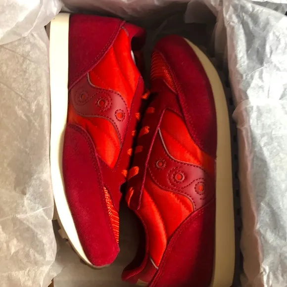 Saucony Jazz Original Vintage Sneakers-4 M Red-NWT Girls