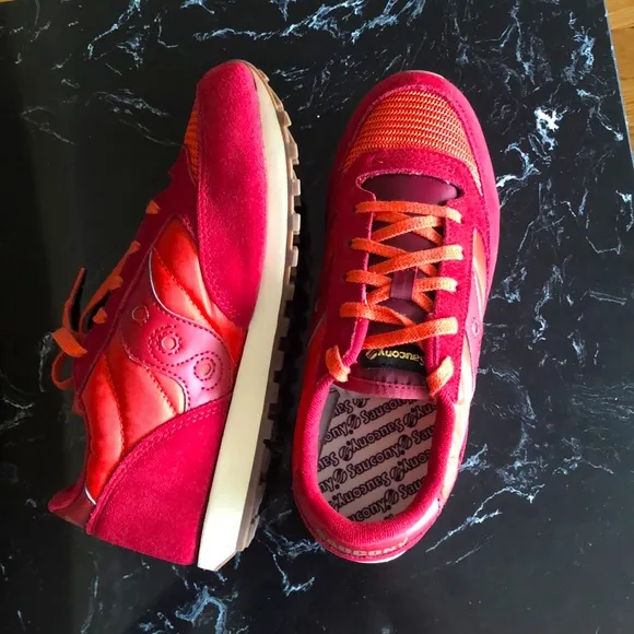 Saucony Jazz Original Vintage Sneakers-4 M Red-NWT Girls