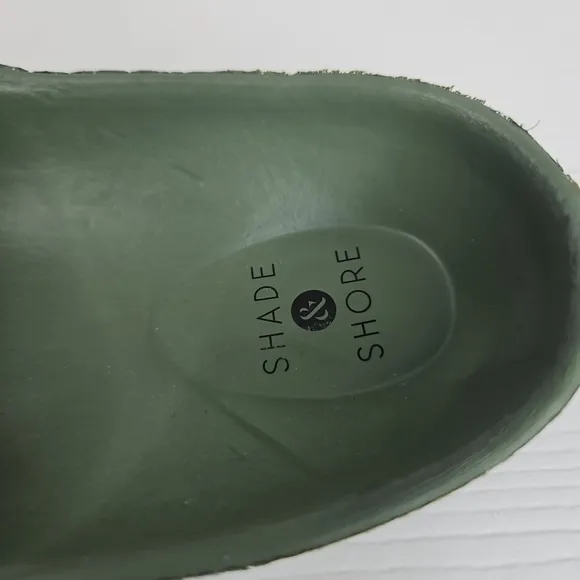 Shade &amp; Shore Men's Sandals Casual  Foam Slip On Green Buckle Strap Size 7