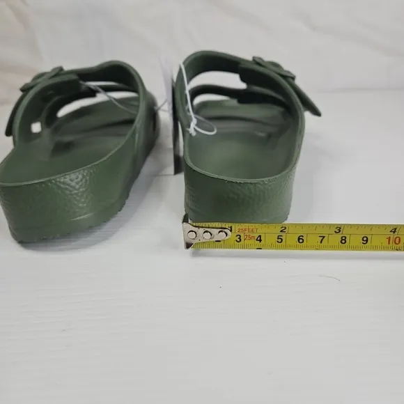 Shade &amp; Shore Men's Sandals Casual  Foam Slip On Green Buckle Strap Size 7