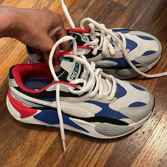 Sneakers- Pumas