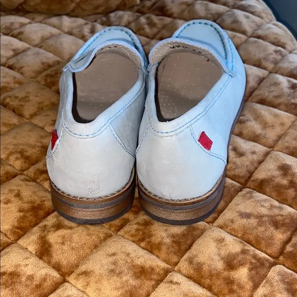 Sperry White Loafers with Star Embroidery