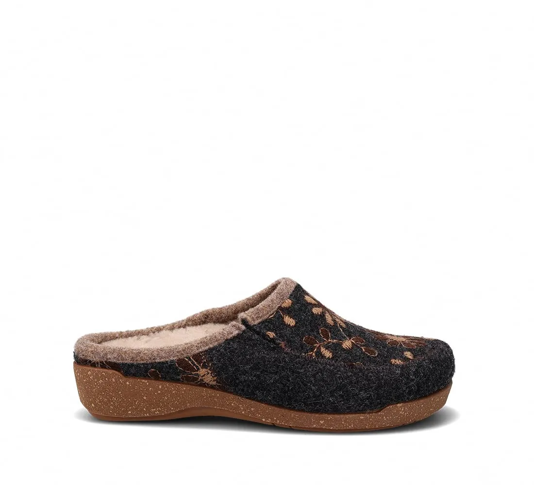 Taos Footwear Women's Woolderness 2 Stone Clog 6-6.5 (M) US