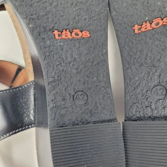 Taos Sandals Womens EU42 US11 Black Leather Buckle Up Wedge Comfort